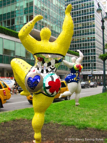 nanas-parkave-st-phalle