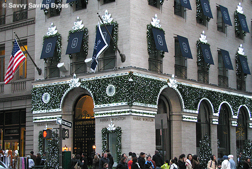 Harry Winston exterior at Christmas