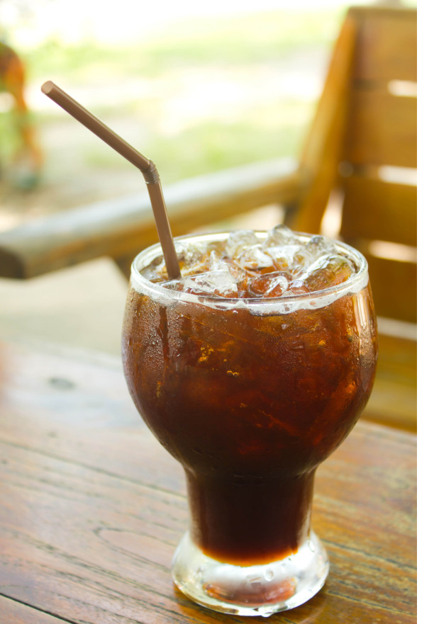 iced-coffee-straw